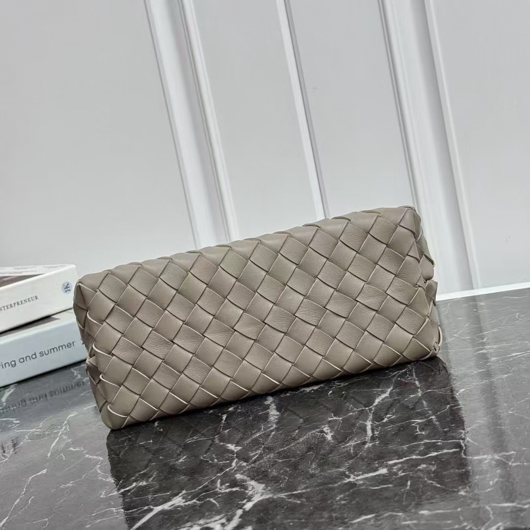 Bottega Veneta Andiamo bag
