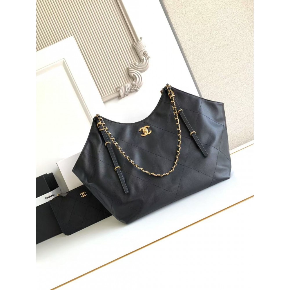 Chanel 25S Shopping Tote QuiltedCaviar Large - Black