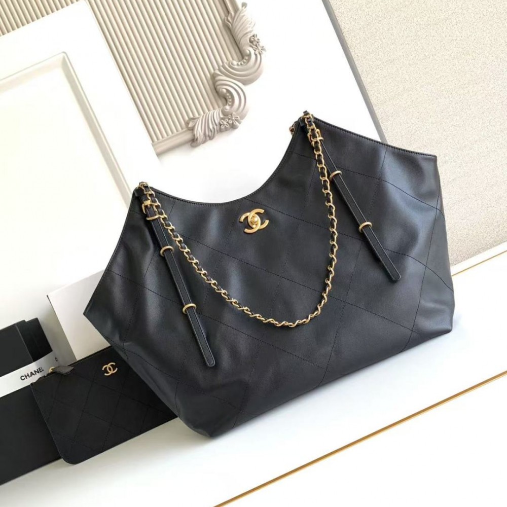 Chanel 25S Shopping Tote QuiltedCaviar Large - Black