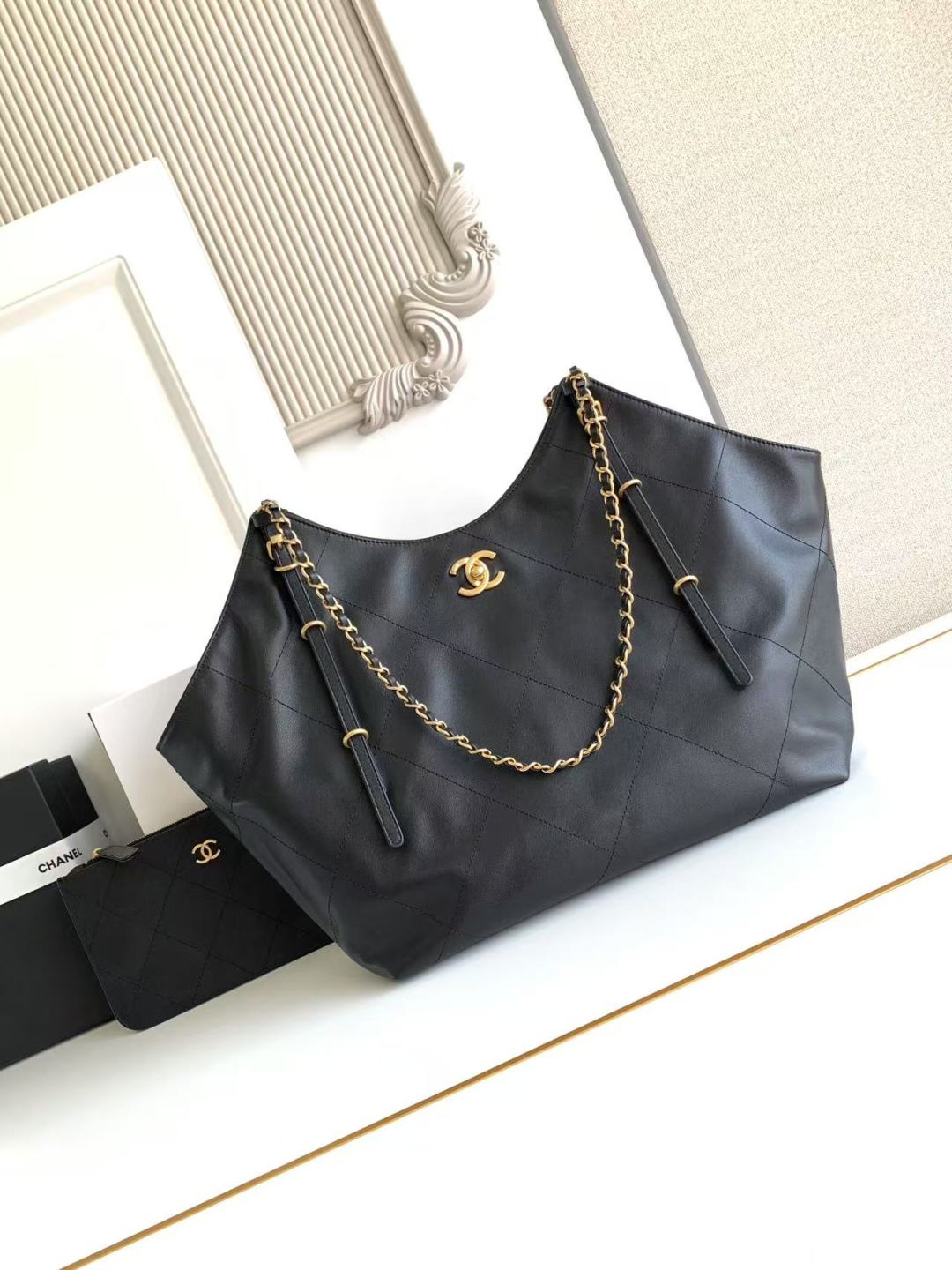 Chanel 25S Shopping Tote QuiltedCaviar Large - Black Chanel 25S Shopping Tote QuiltedCaviar Large - Black