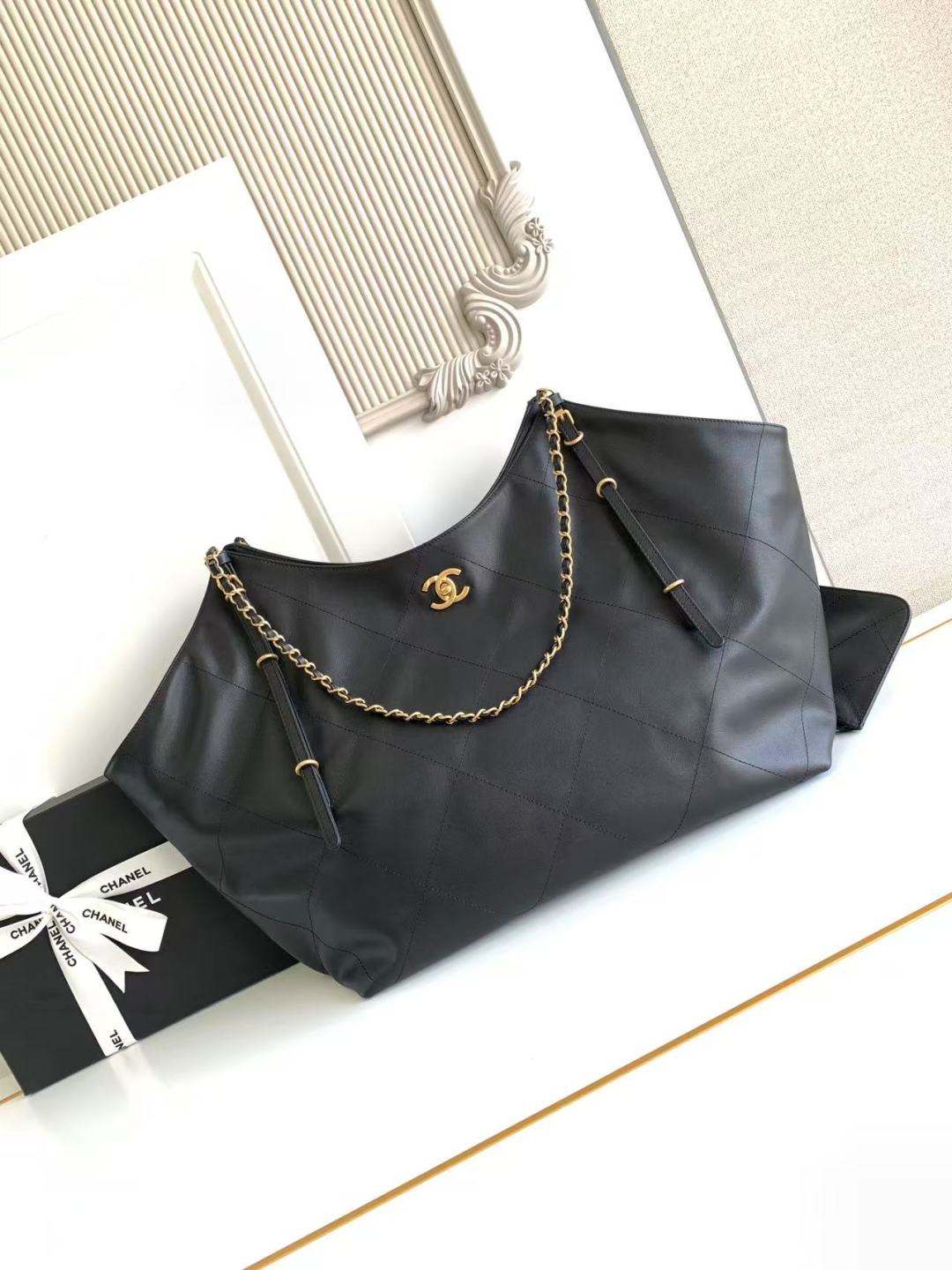 Chanel 25S Shopping Tote QuiltedCaviar Large - Black Chanel 25S Shopping Tote QuiltedCaviar Large - Black
