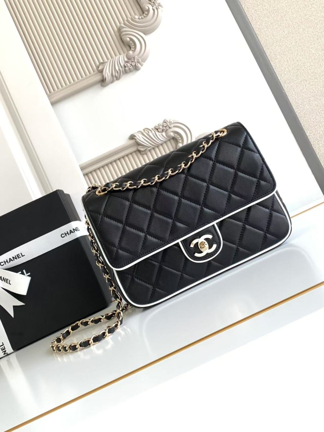 Chanel 25P Quilted Lambskin Flap Handbag Chanel 25P Quilted Lambskin Flap Handbag
