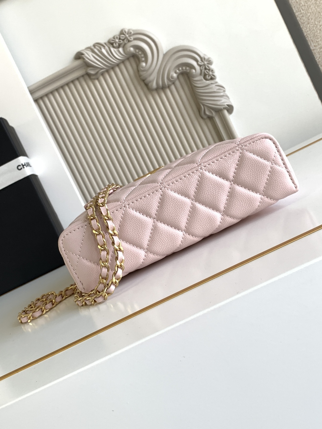 Chanel Vanity Case Pink Leather Handbag Chanel Vanity Case Pink Leather Handbag