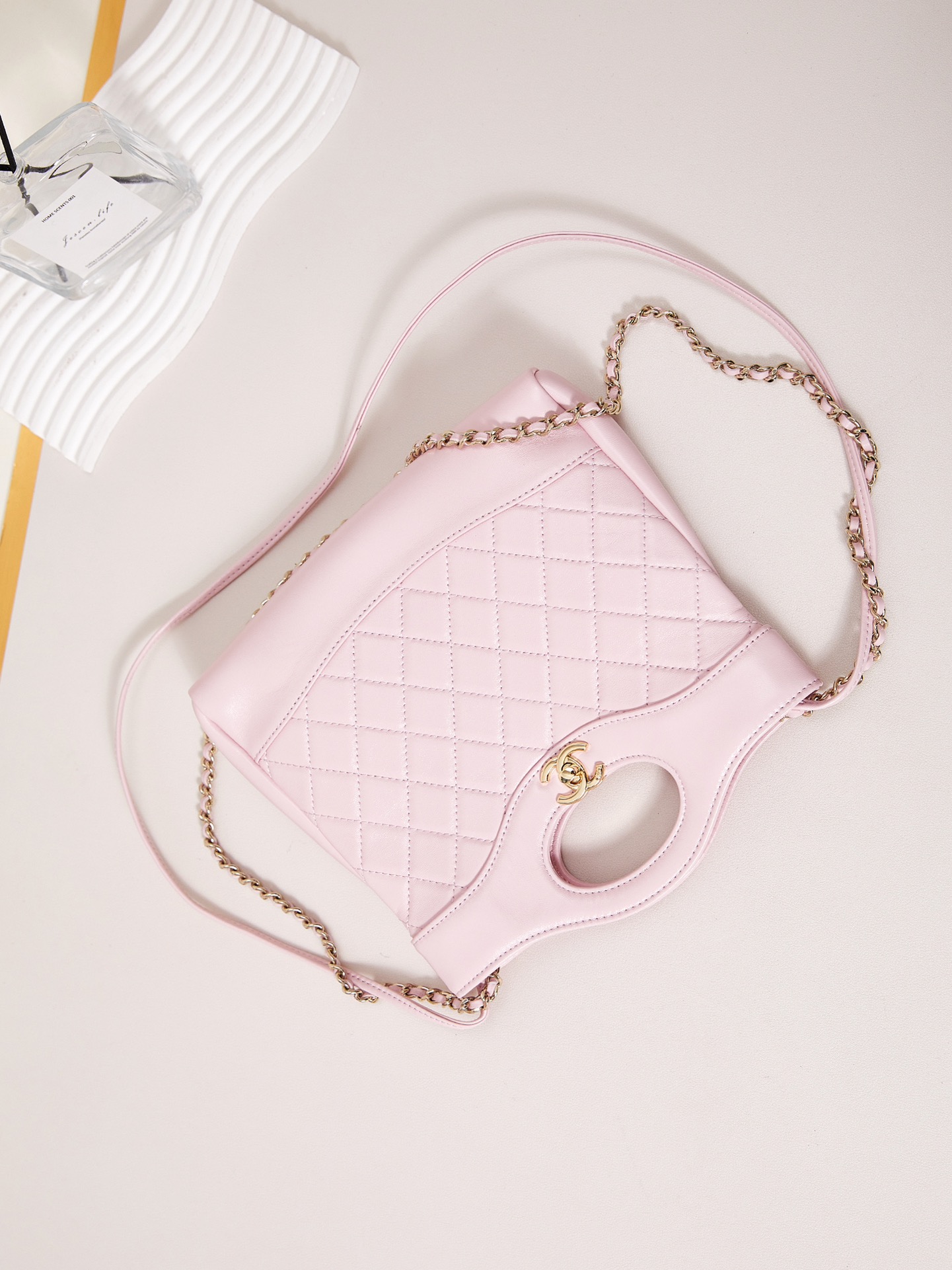 CHANEL 2021-2024 Mini Shiny Crumpled Calfskin 31 Shopping Bag satchel Pink CHANEL 2021-2024 Mini Shiny Crumpled Calfskin 31 Shopping Bag satchel Pink
