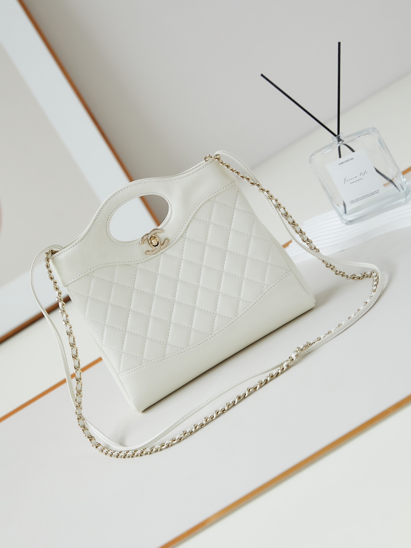 CHANEL 2021-2024 Mini Shiny Crumpled Calfskin 31 Shopping Bag satchel Pink CHANEL 2021-2024 Mini Shiny Crumpled Calfskin 31 Shopping Bag satchel Pink