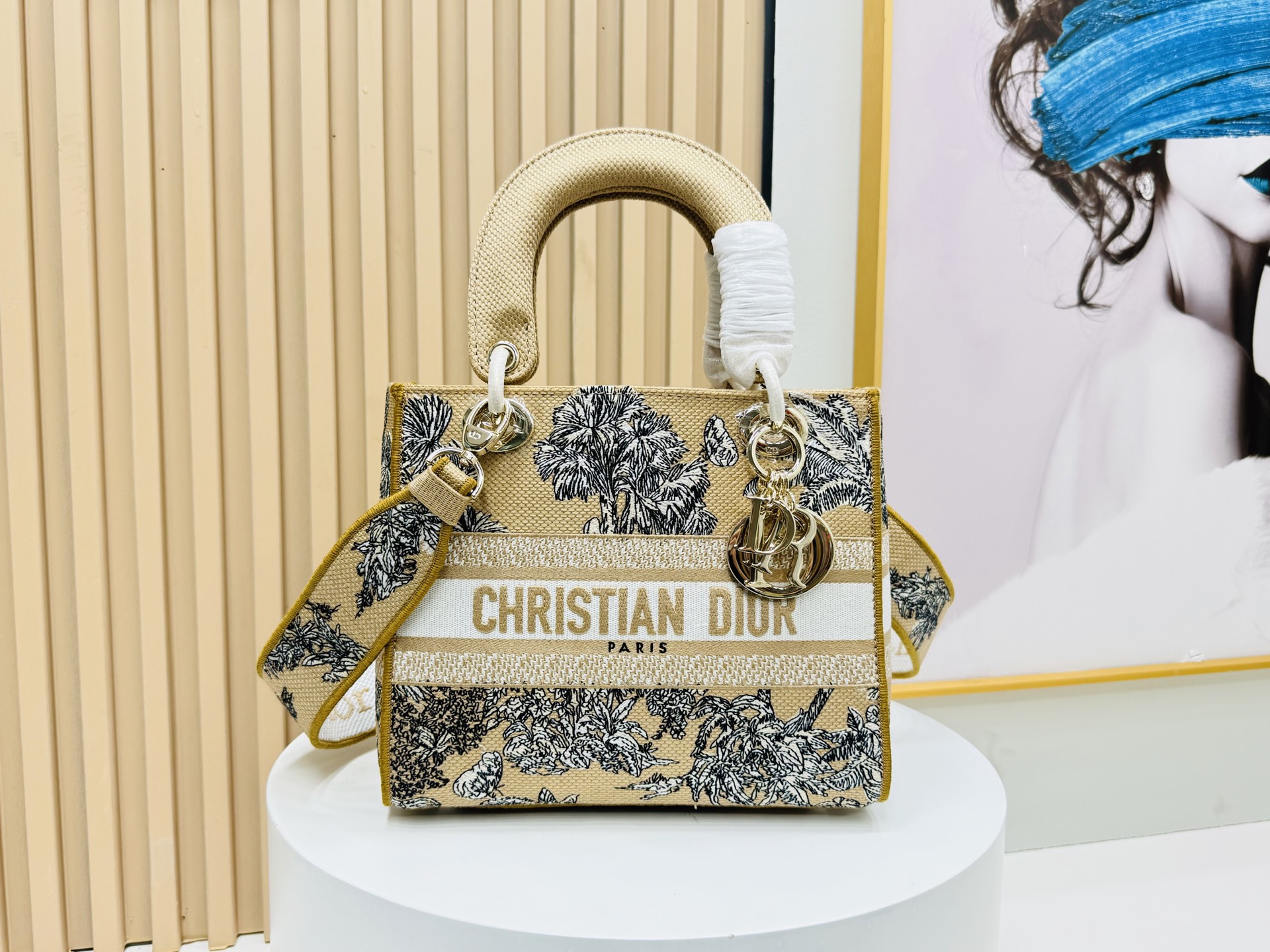 DlOR - Dioriviera Smal!Lady D-Lite Bag Toile De Jouy Palms Embroidery- Women DlOR - Dioriviera Smal!Lady D-Lite Bag Toile De Jouy Palms Embroidery- Women