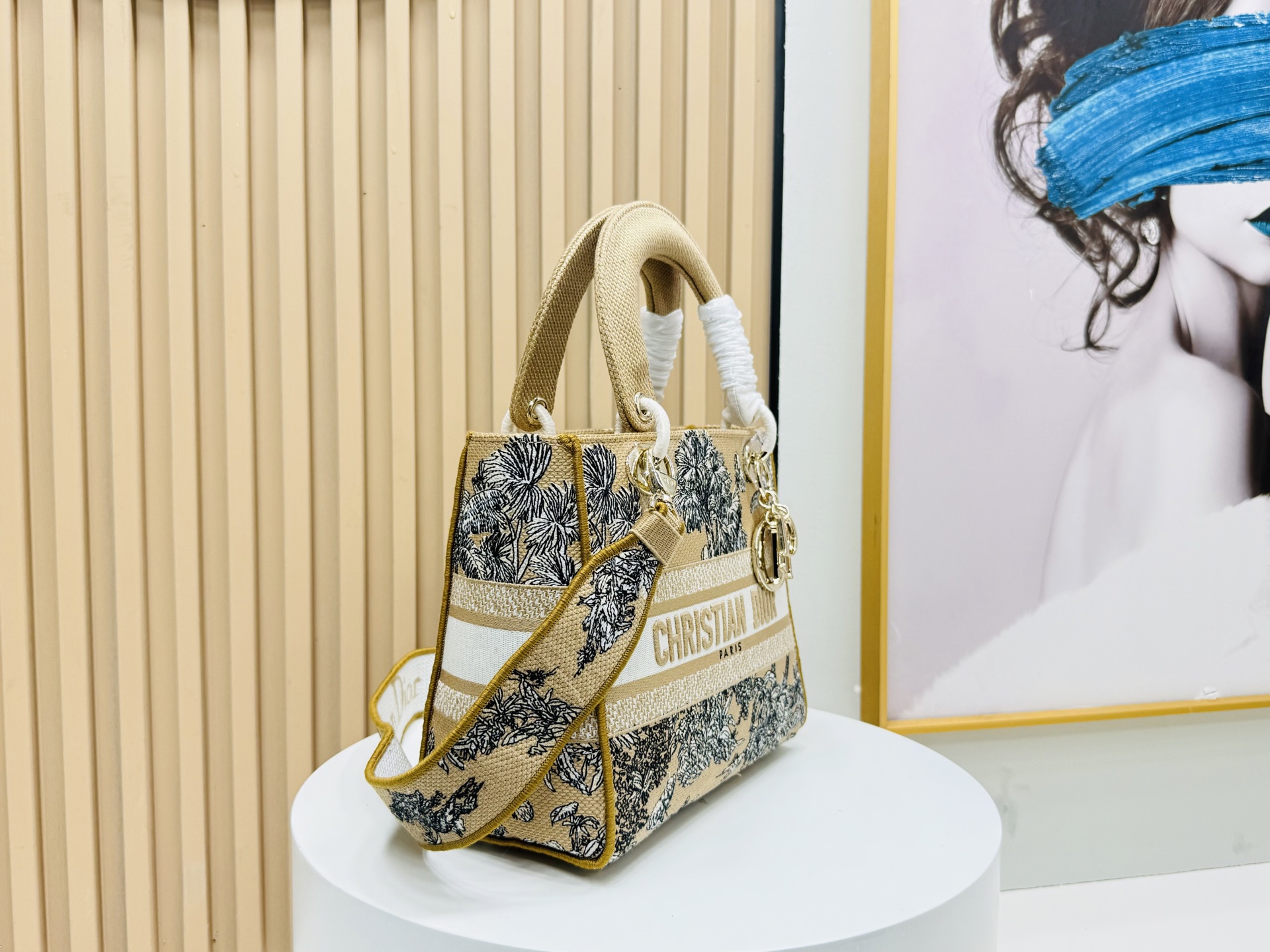 DlOR - Dioriviera Smal!Lady D-Lite Bag Toile De Jouy Palms Embroidery- Women DlOR - Dioriviera Smal!Lady D-Lite Bag Toile De Jouy Palms Embroidery- Women