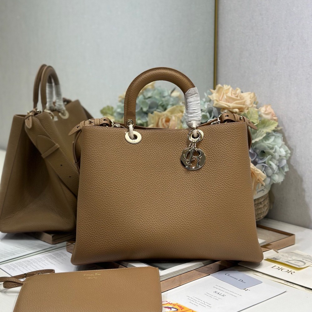 Dior Toujours Bag
