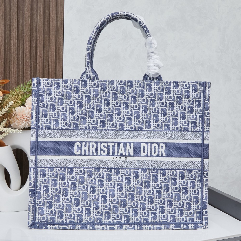 Medium Dior Book Tote