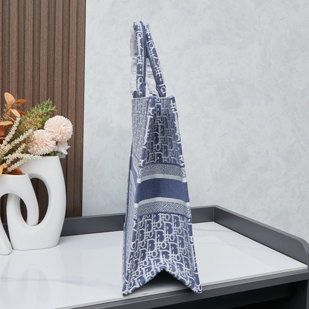 Medium Dior Book Tote
