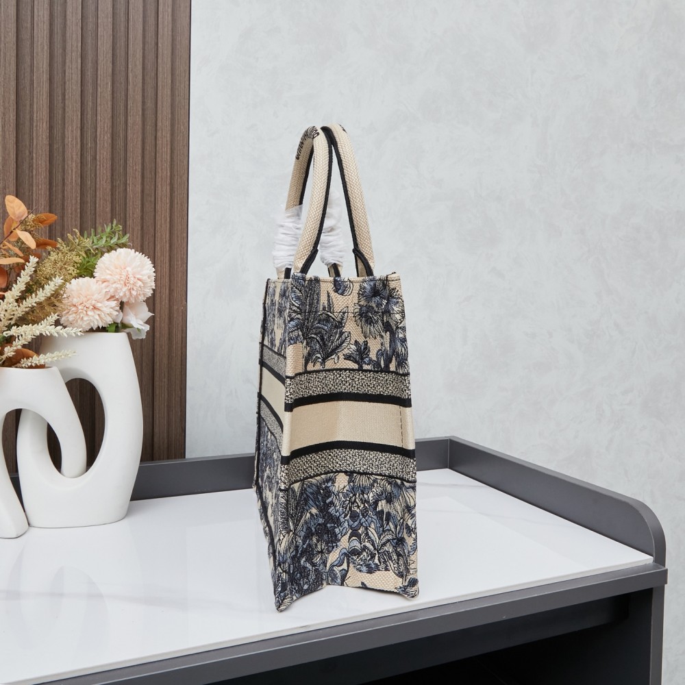 Dioriviera Medium Dior Book Tote