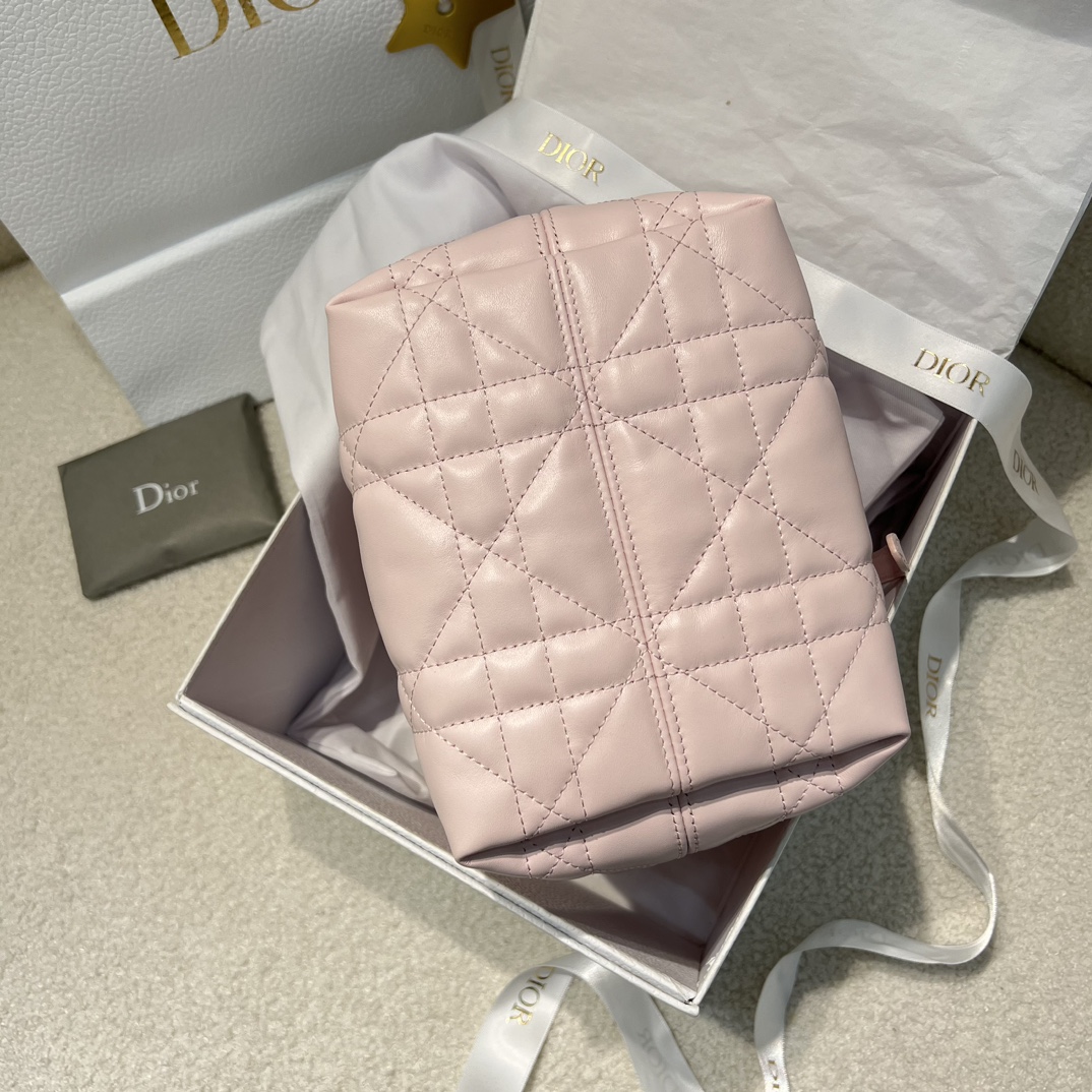 DIOR - Small DiorToujours Vertical Tote Bag Pale Pink Macrocannage Calfskin DIOR - Small DiorToujours Vertical Tote Bag Pale Pink Macrocannage Calfskin
