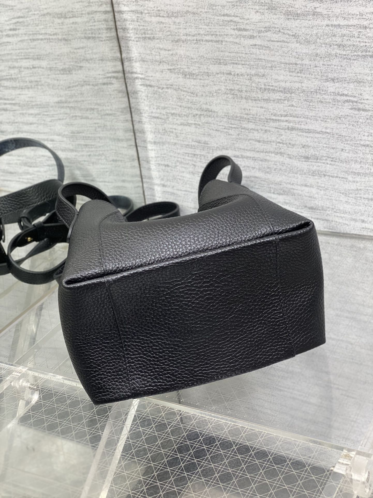 DIOR - Medium Signature Bucket Bag Black Grained Calfskin DIOR - Medium Signature Bucket Bag Black Grained Calfskin