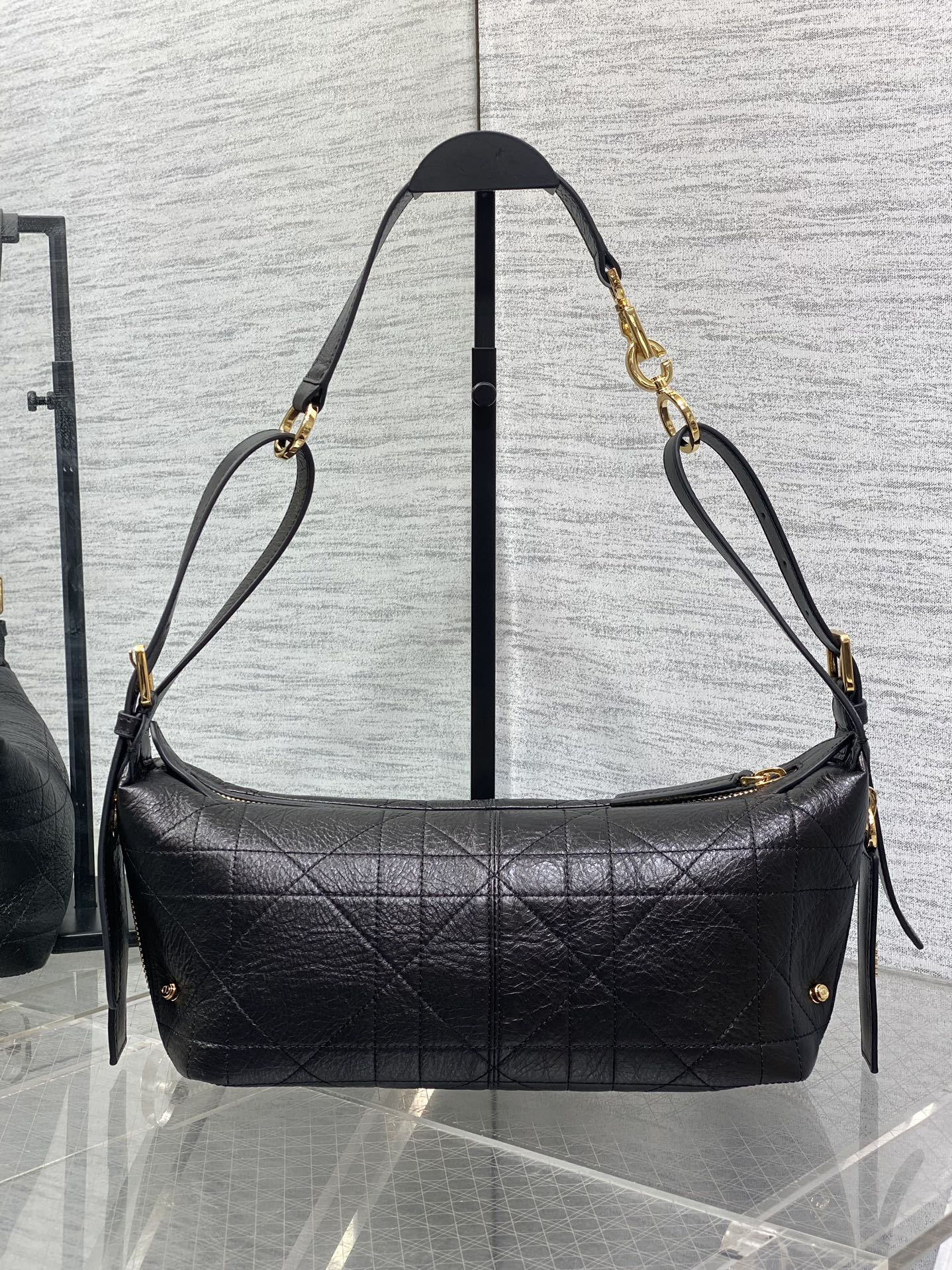 D-Journey Bag in Crinkled Calfskin Black Flat Macrocannage D-Journey Bag in Crinkled Calfskin Black Flat Macrocannage