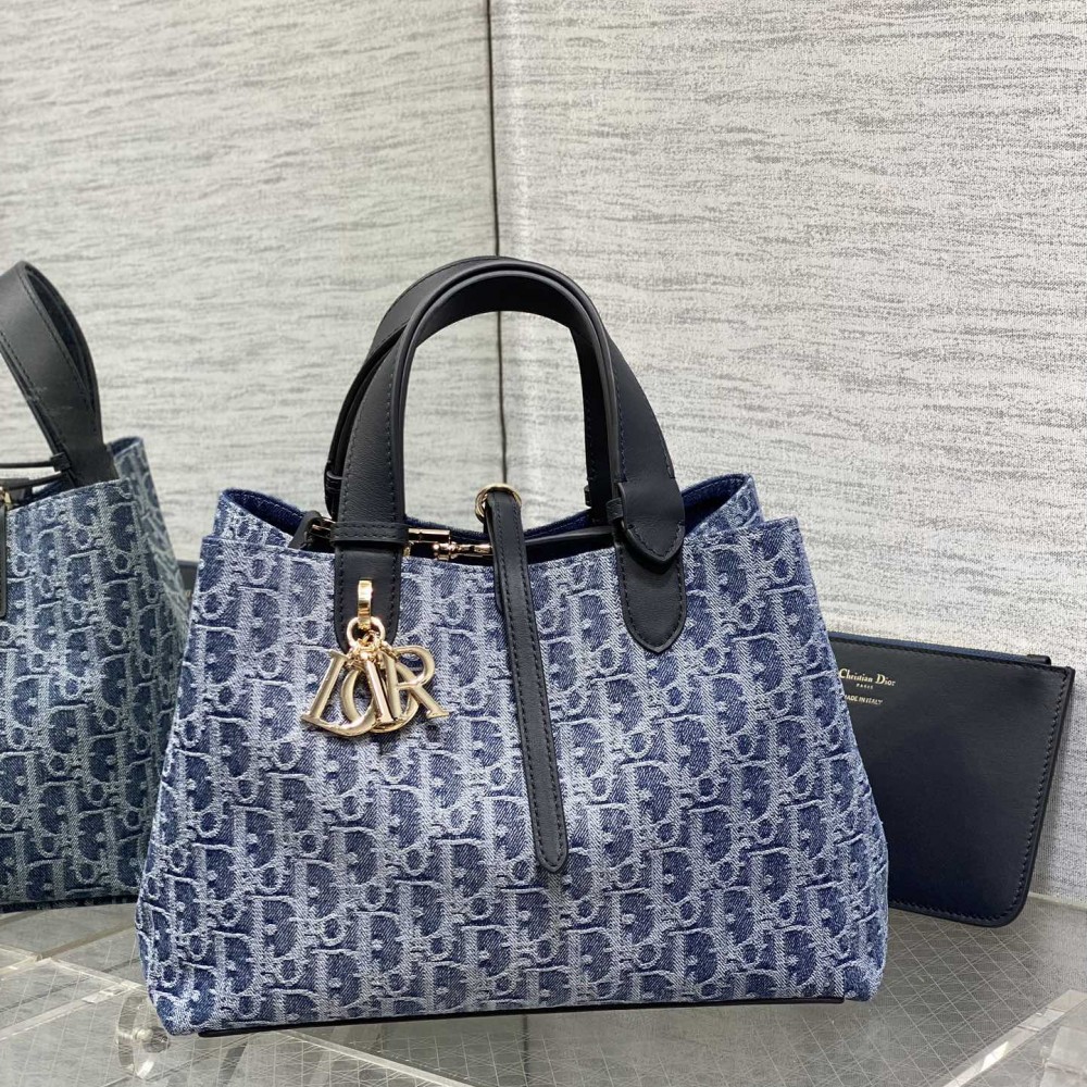 Medium Dior Toujours Bag Blue Denim Dior Oblique Jacquard