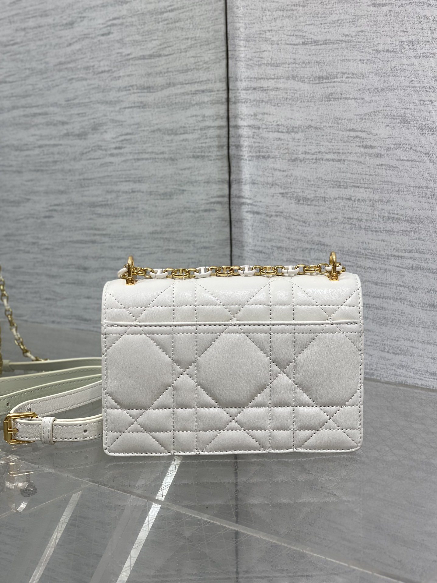 DIOR Miss Caro Mini Bag Latte Macrocannage Lambskin DIOR Miss Caro Mini Bag Latte Macrocannage Lambskin