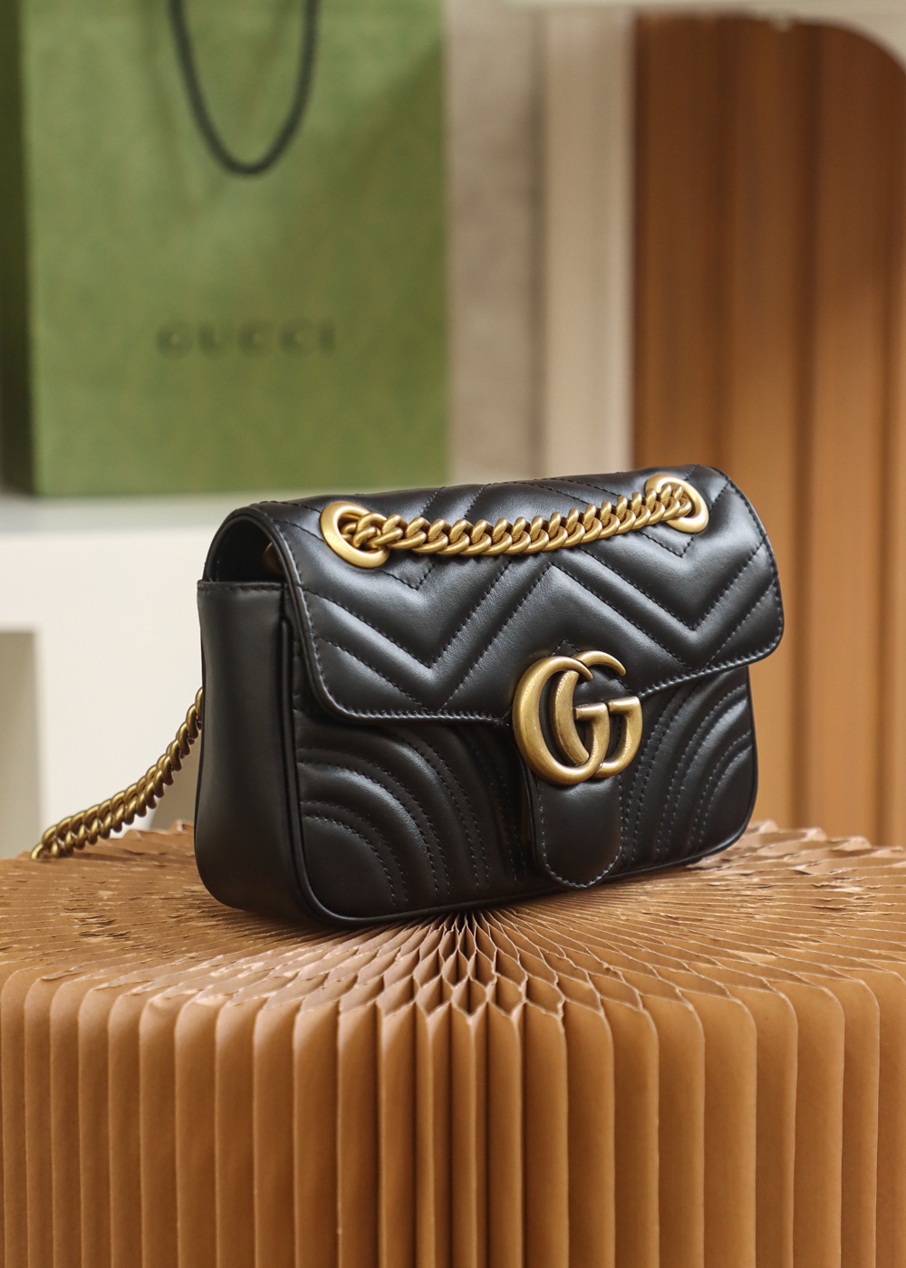 GUCCI Black Matelasse Calfskin Small GG Marmont Shoulder Bag GUCCI Black Matelasse Calfskin Small GG Marmont Shoulder Bag