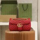 GG Marmont small shoulder bag -Gucci Red