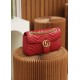 GG Marmont small shoulder bag -Gucci Red