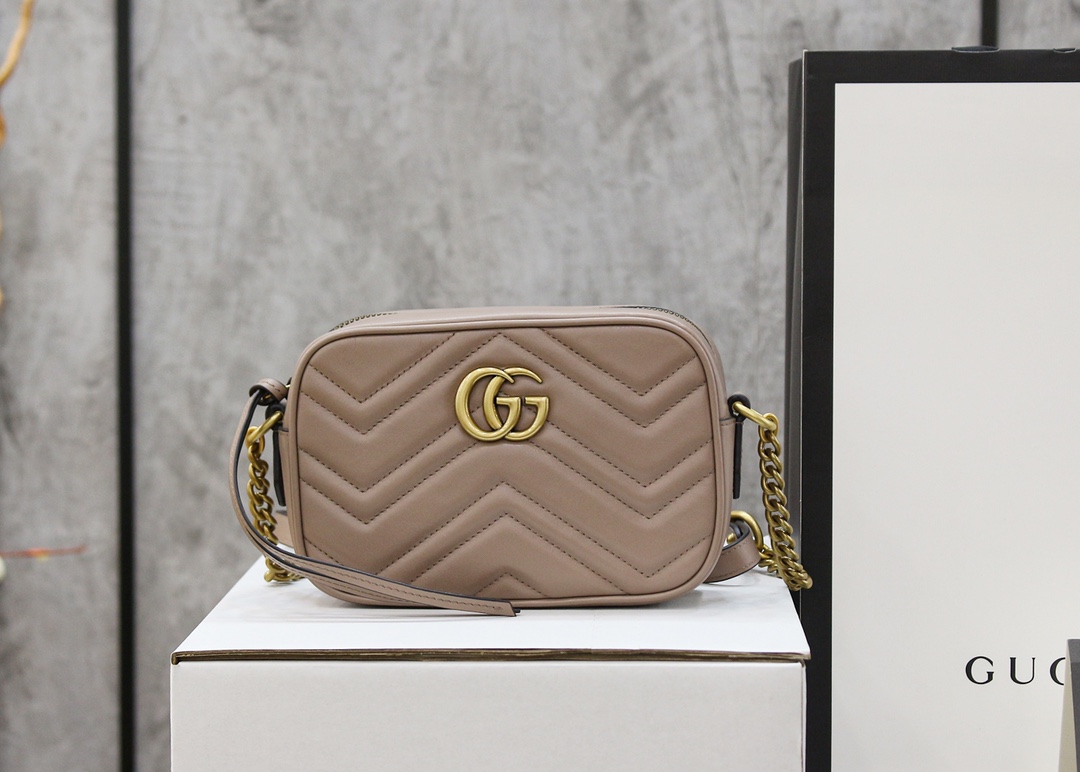 GG Marmont small camera bag -Gucci GG Marmont small camera bag -Gucci