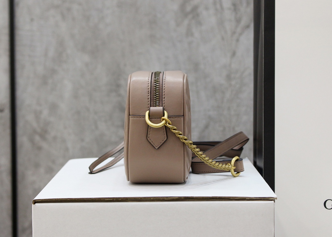 GG Marmont small camera bag -Gucci GG Marmont small camera bag -Gucci