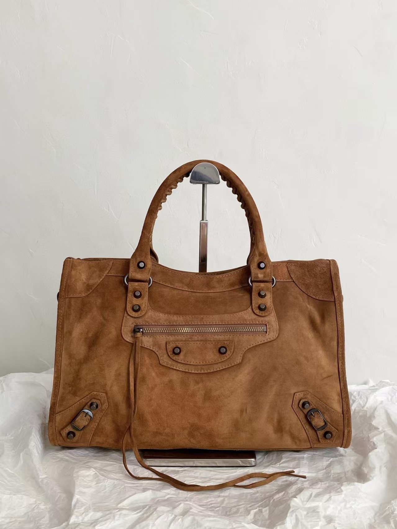 Balenciaga Women's Le City Bag Medium inCamel