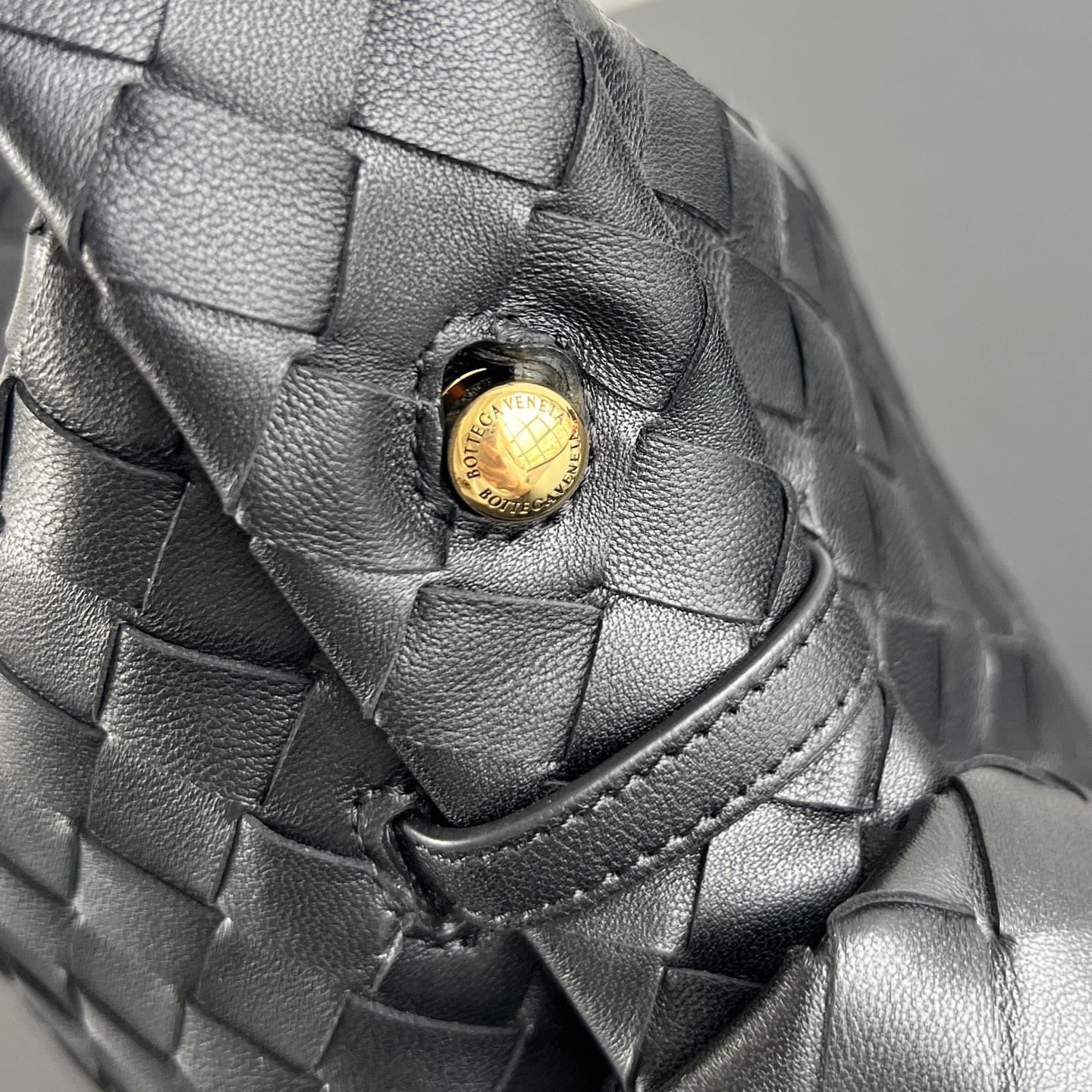 Bottega Veneta Calfskin Intrecciato Mini Wallace Emerald Green