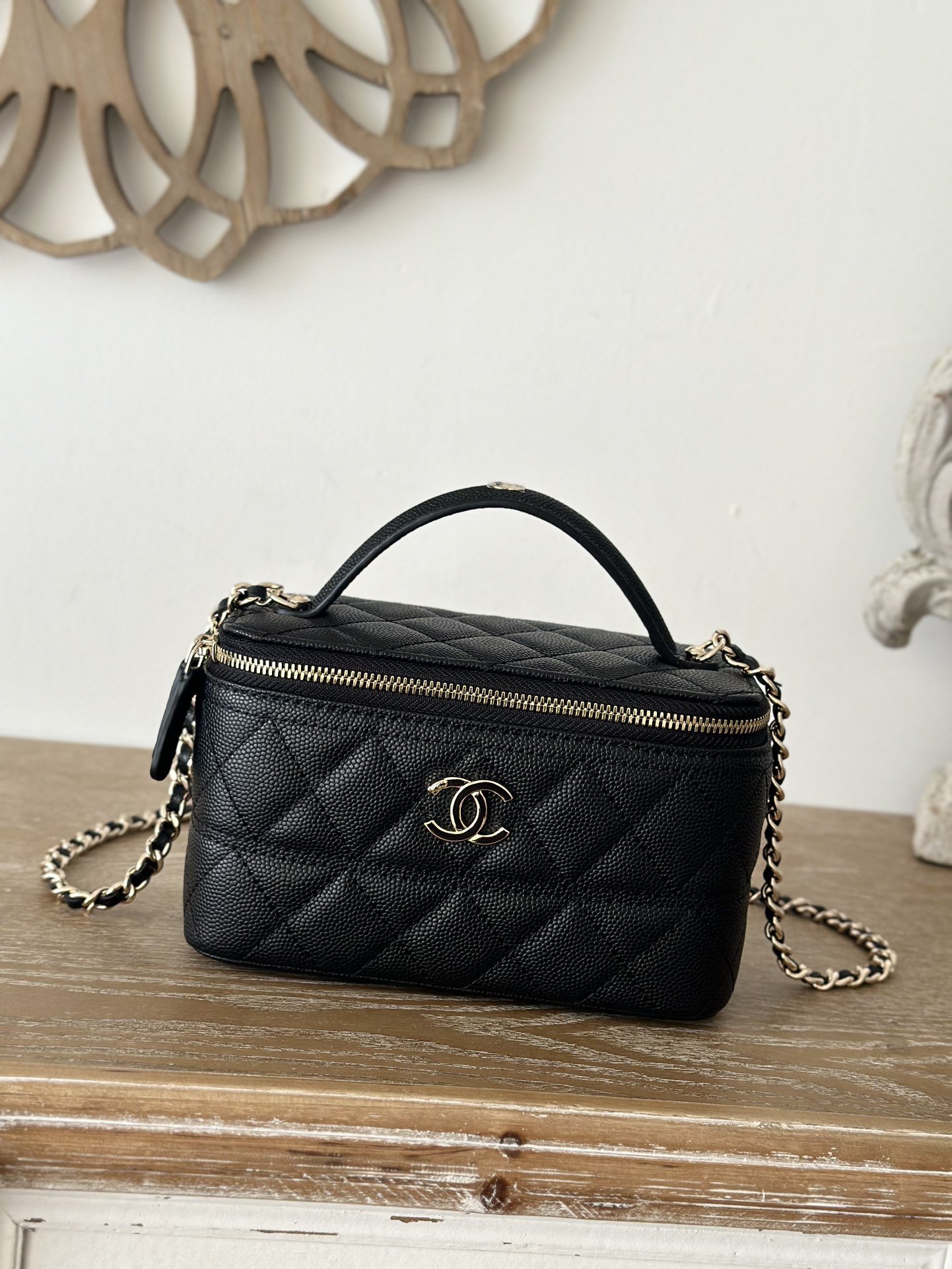 Chanel 25c Top Handle Slim Vanity Case w/ Chain Chanel 25c Top Handle Slim Vanity Case w/ Chain