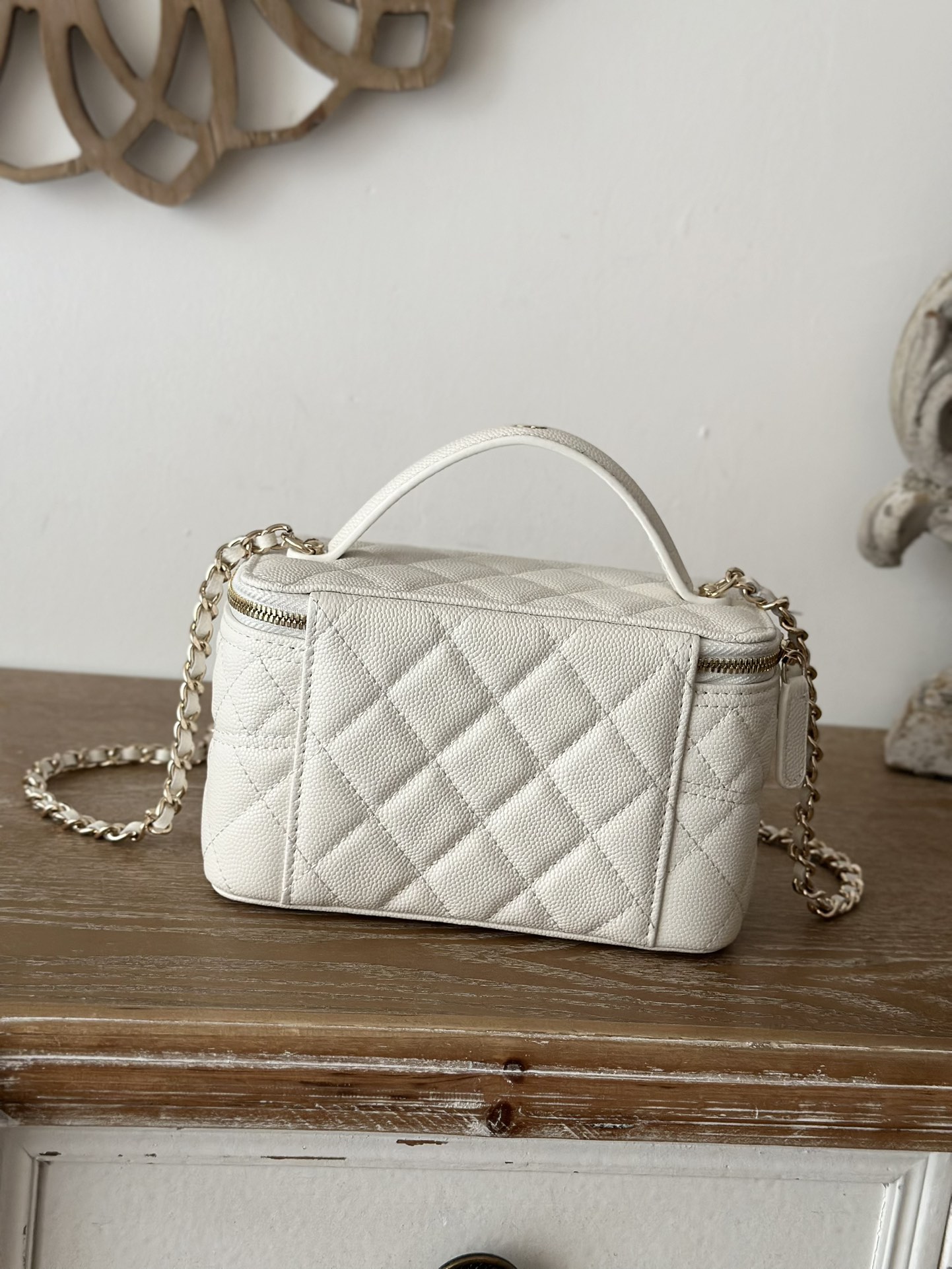 Chanel 25c Top Handle Slim Vanity Case w/ Chain Chanel 25c Top Handle Slim Vanity Case w/ Chain