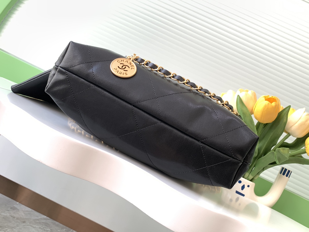 Chanel Shiny Calfskin Quilted Small Chanel 22 Black 24K ball patterned shopping bag Chanel Shiny Calfskin Quilted Small Chanel 22 Black 24K ball patterned shopping bag