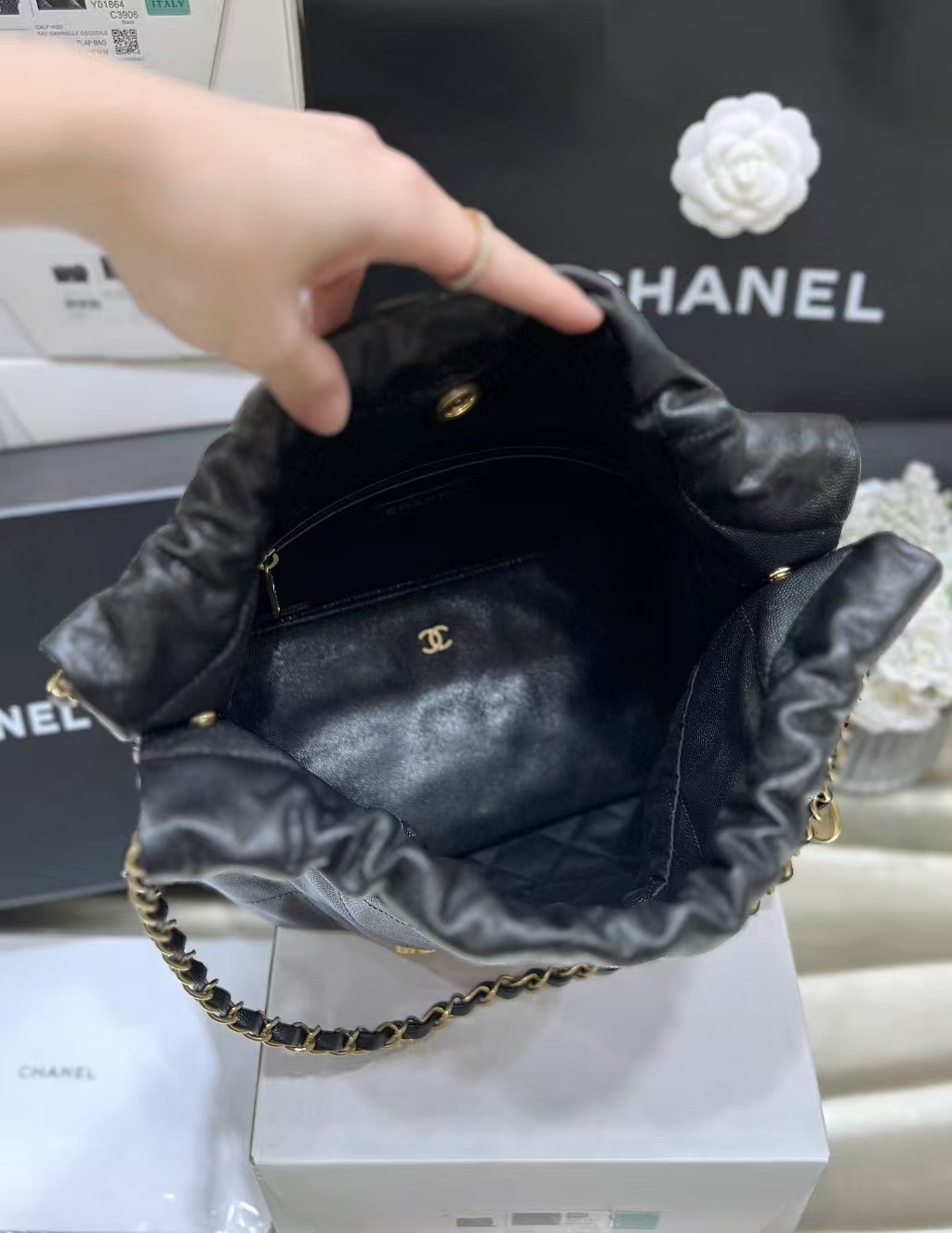 Chanel Shiny Calfskin Small Chanel 22 Black 24K ball patterned shopping bag