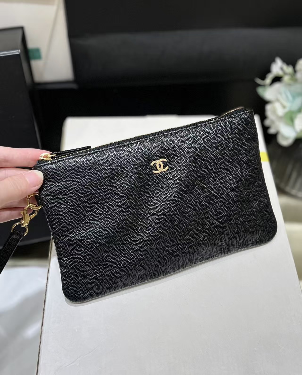 Chanel Shiny Calfskin Small Chanel 22 Black 24K ball patterned shopping bag