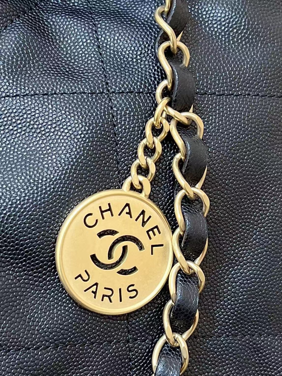 Chanel Shiny Calfskin Small Chanel 22 Black 24K ball patterned shopping bag