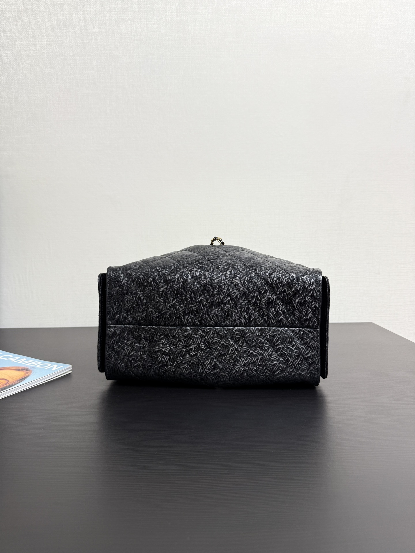 Chanel 25c HOBO Bag Caviar Quilted Handbag Chanel 25c HOBO Bag Caviar Quilted Handbag