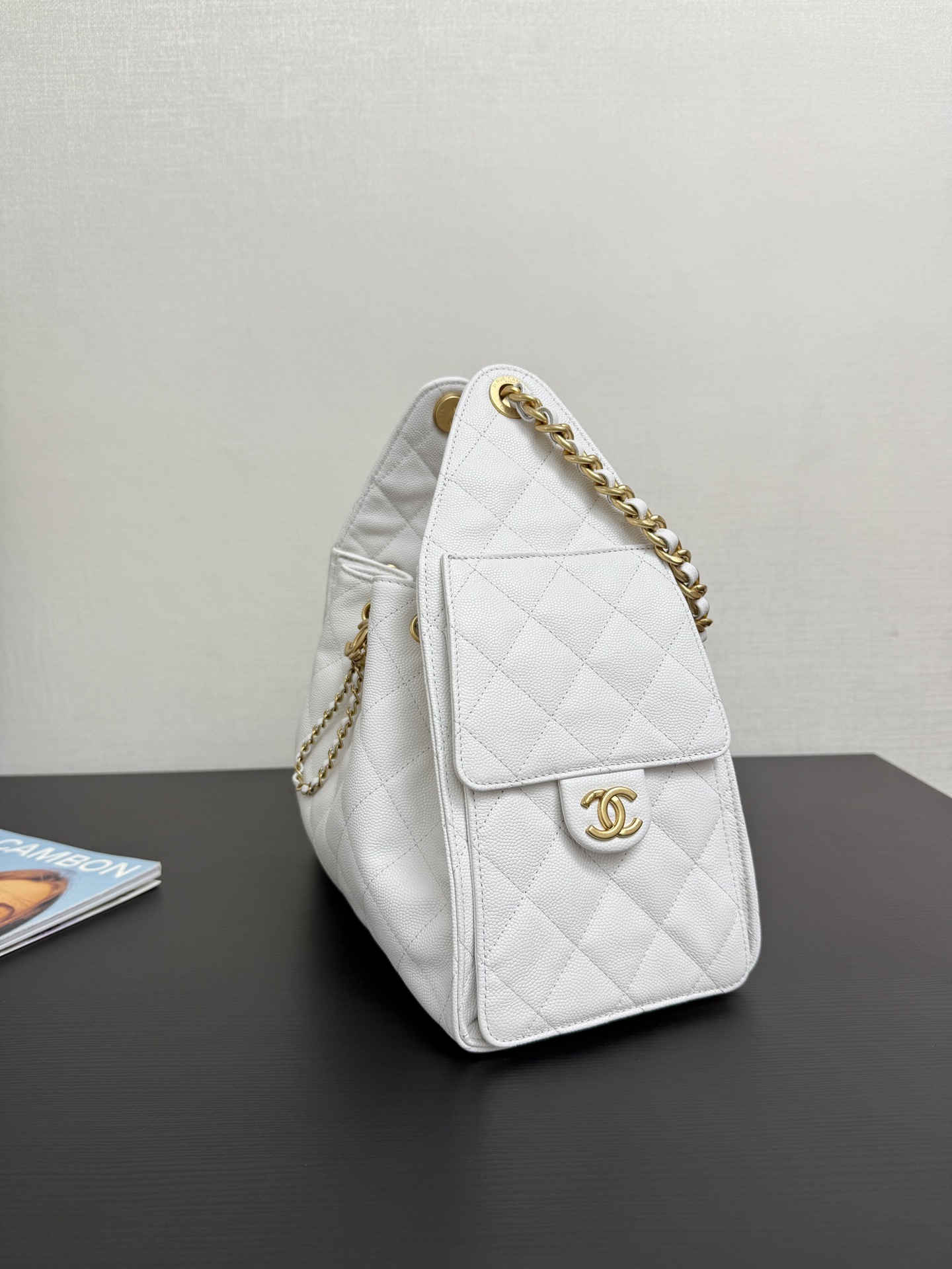 Chanel 25c HOBO Bag Caviar Quilted Handbag Chanel 25c HOBO Bag Caviar Quilted Handbag