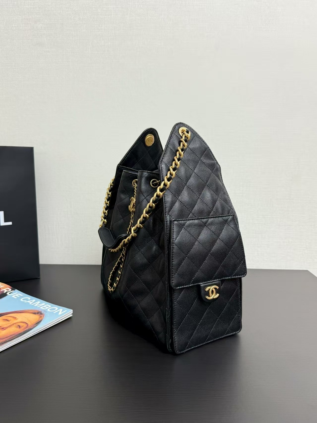 Chanel 25c HOBO Bag Caviar Quilted Handbag Large Chanel 25c HOBO Bag Caviar Quilted Handbag Large