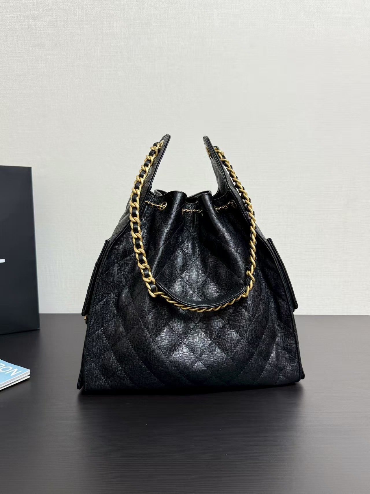 Chanel 25c HOBO Bag Caviar Quilted Handbag Large Chanel 25c HOBO Bag Caviar Quilted Handbag Large