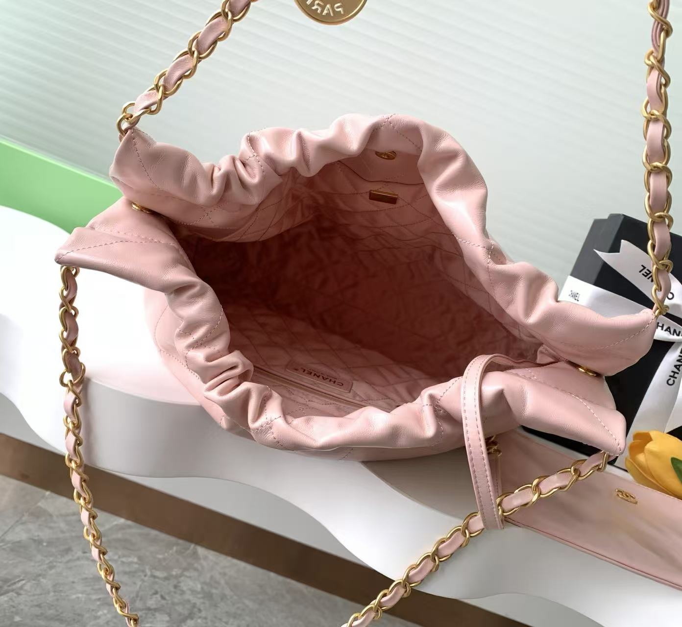 CHANEL Shiny Calfskin Quilted Medium Chanel 22 Light Pink