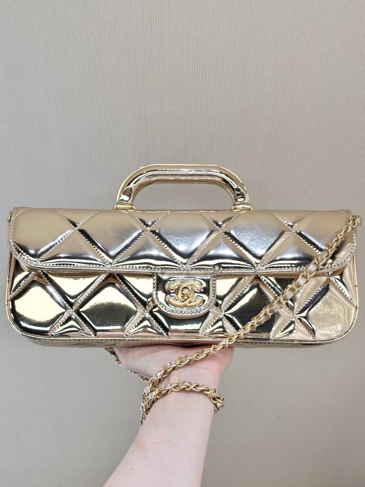 Chanel 25K chain runway tote bag