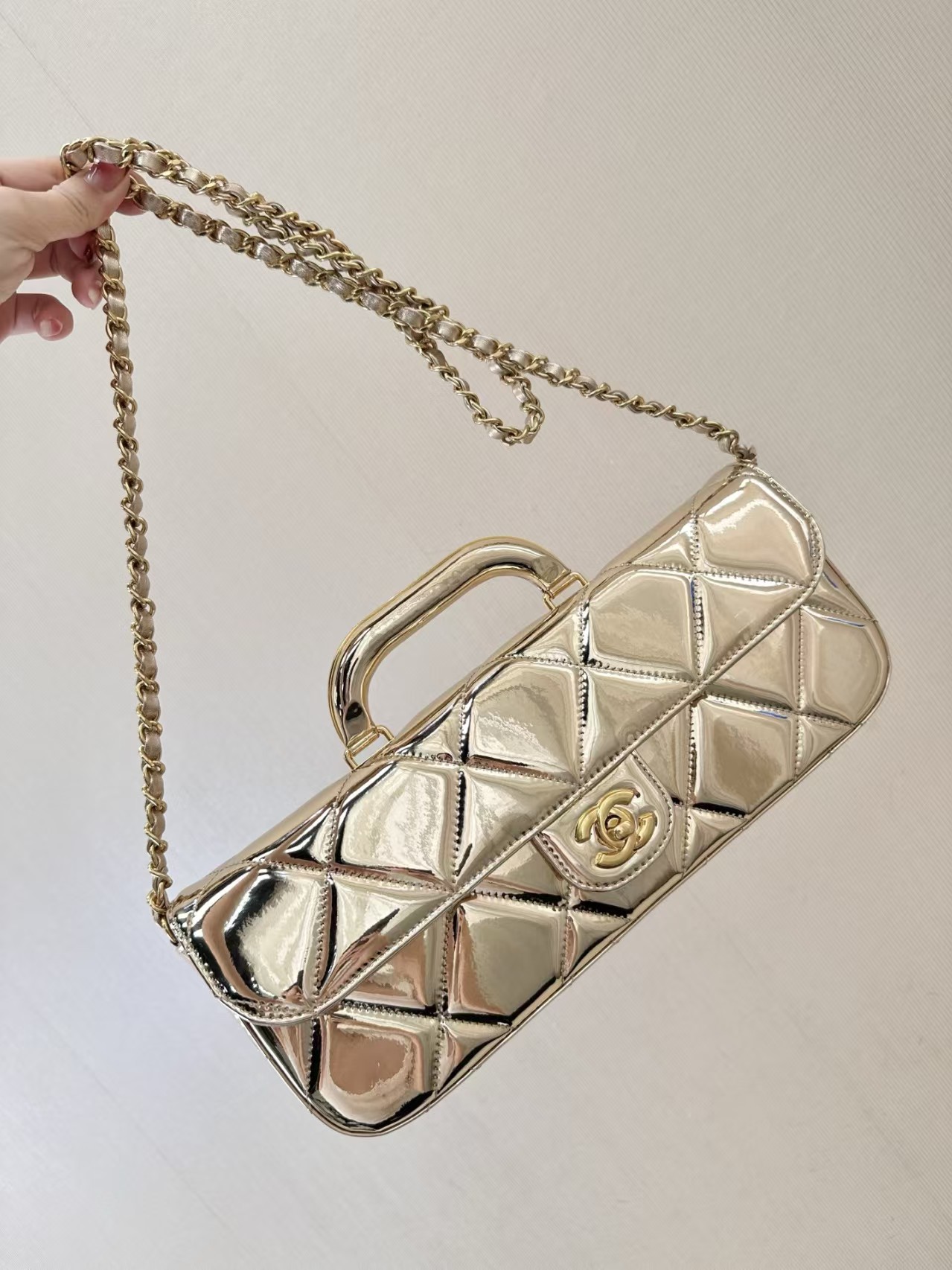 Chanel 25K chain runway tote bag