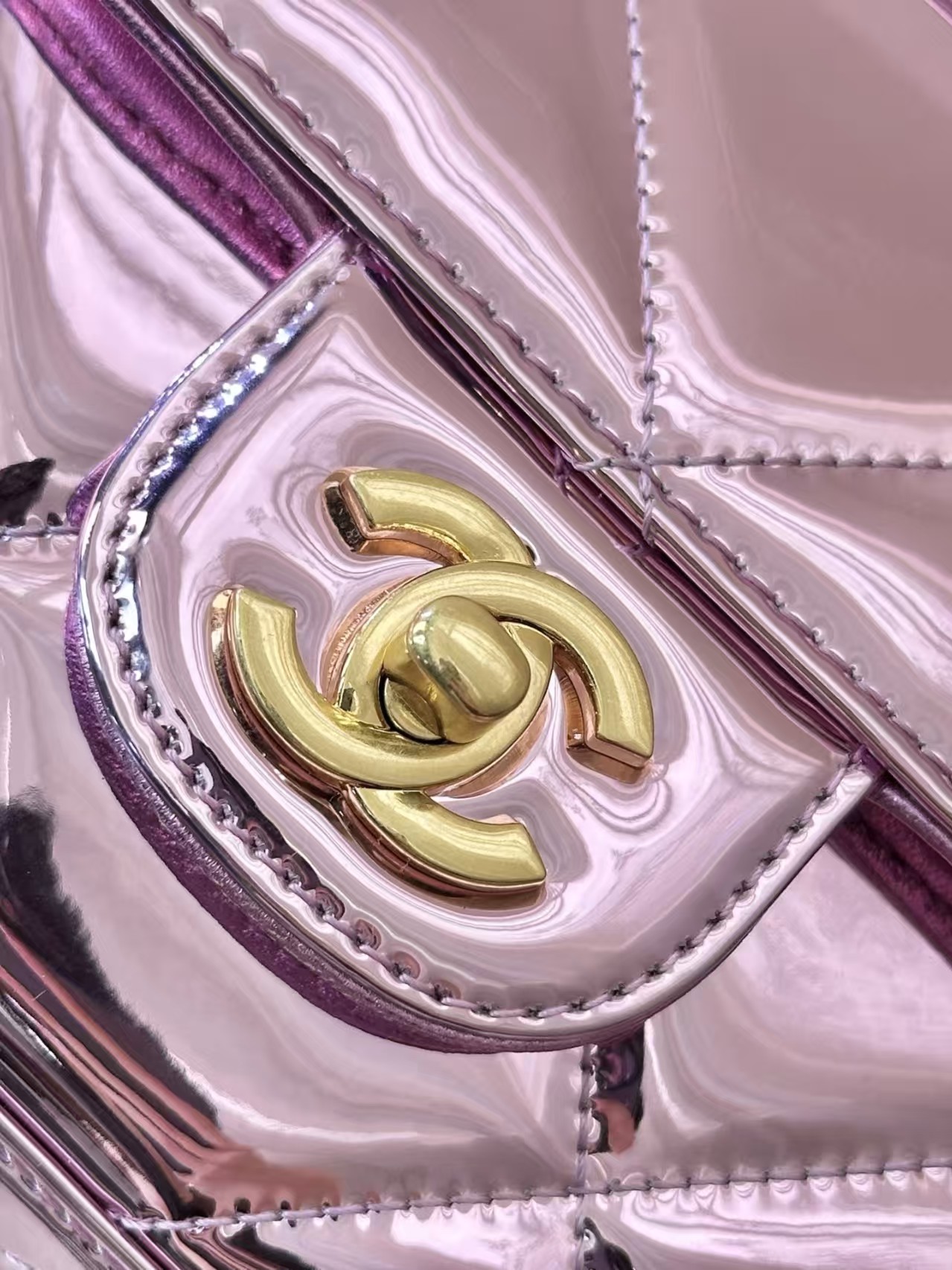 Chanel 25K chain runway tote bag