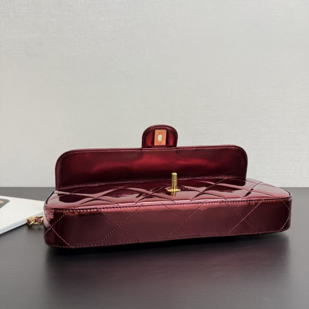 Chanel 25K chain runway tote bag Burgundy