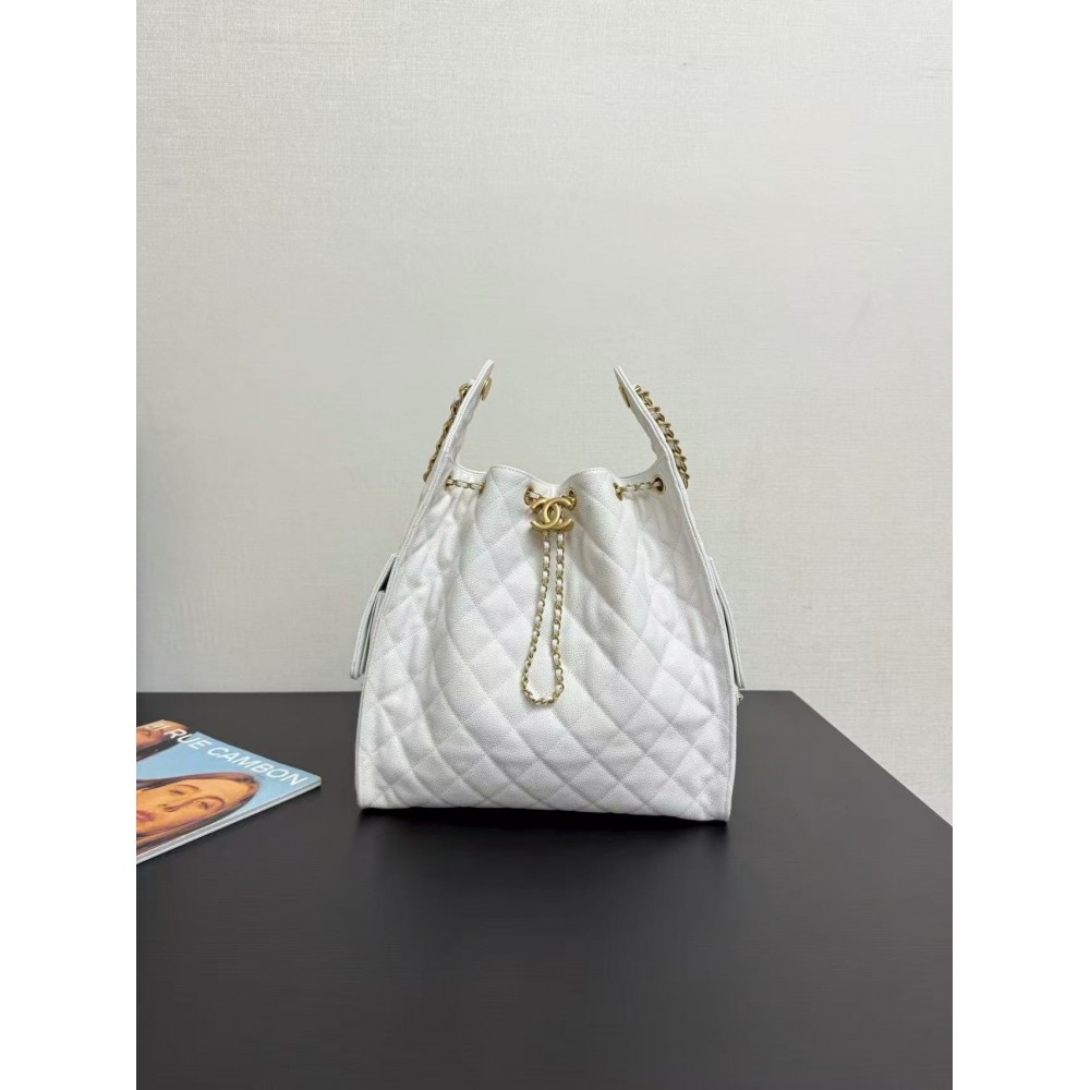 Chanel 25c HOBO Bag Caviar Quilted Handbag Large White