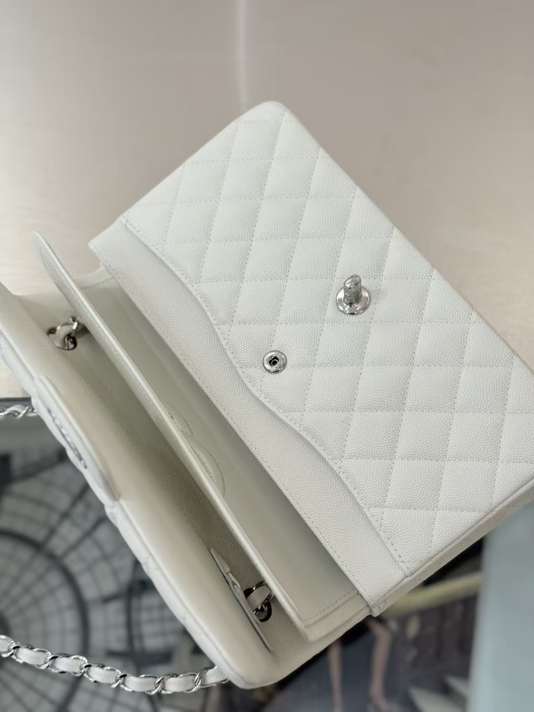 Chanel white Jumbo DoubleFlap Caviar Bag 