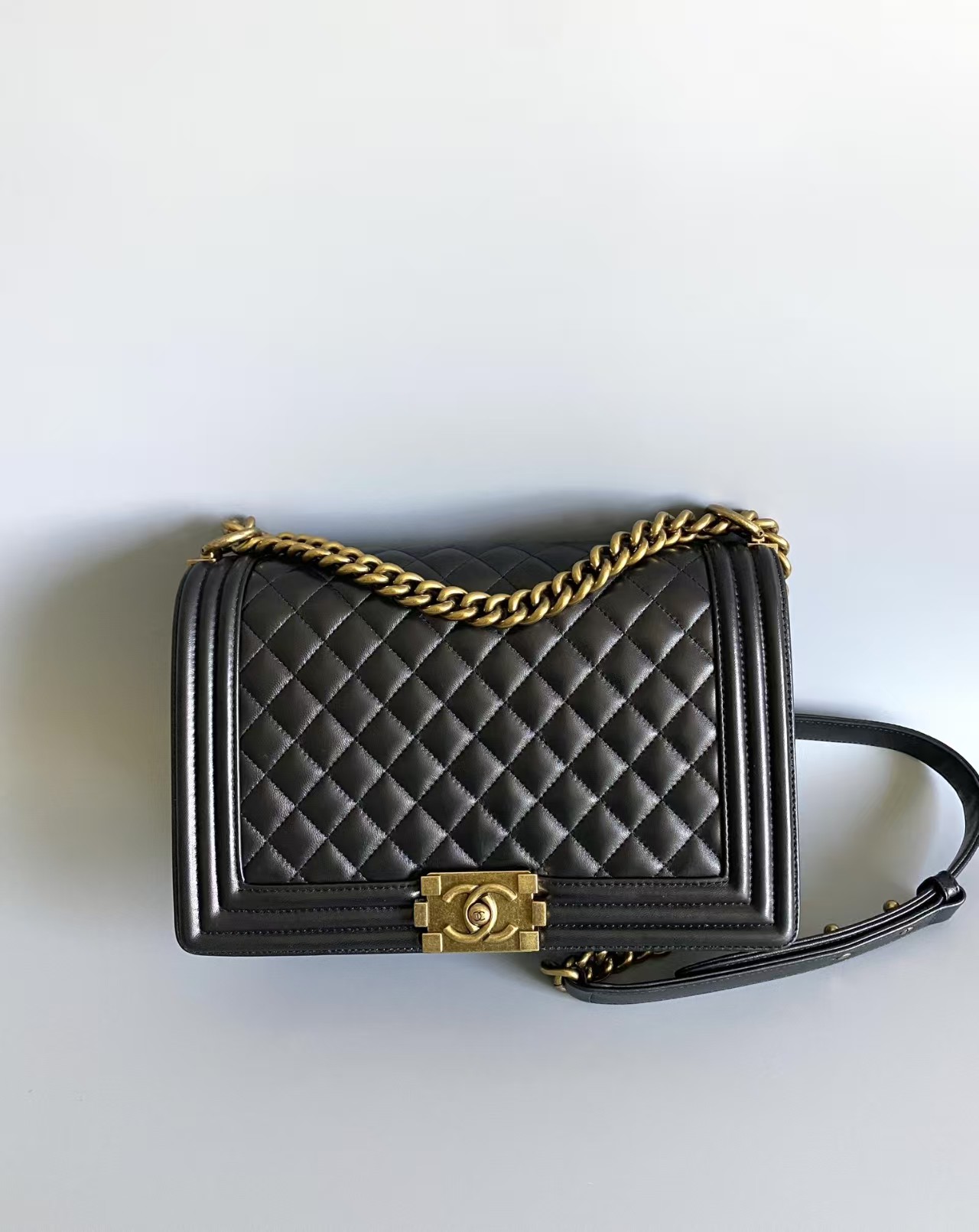 Chanel Large BOY CHANEL Handbag Grained Calfskin & Gold-Tone Metal Black Medium