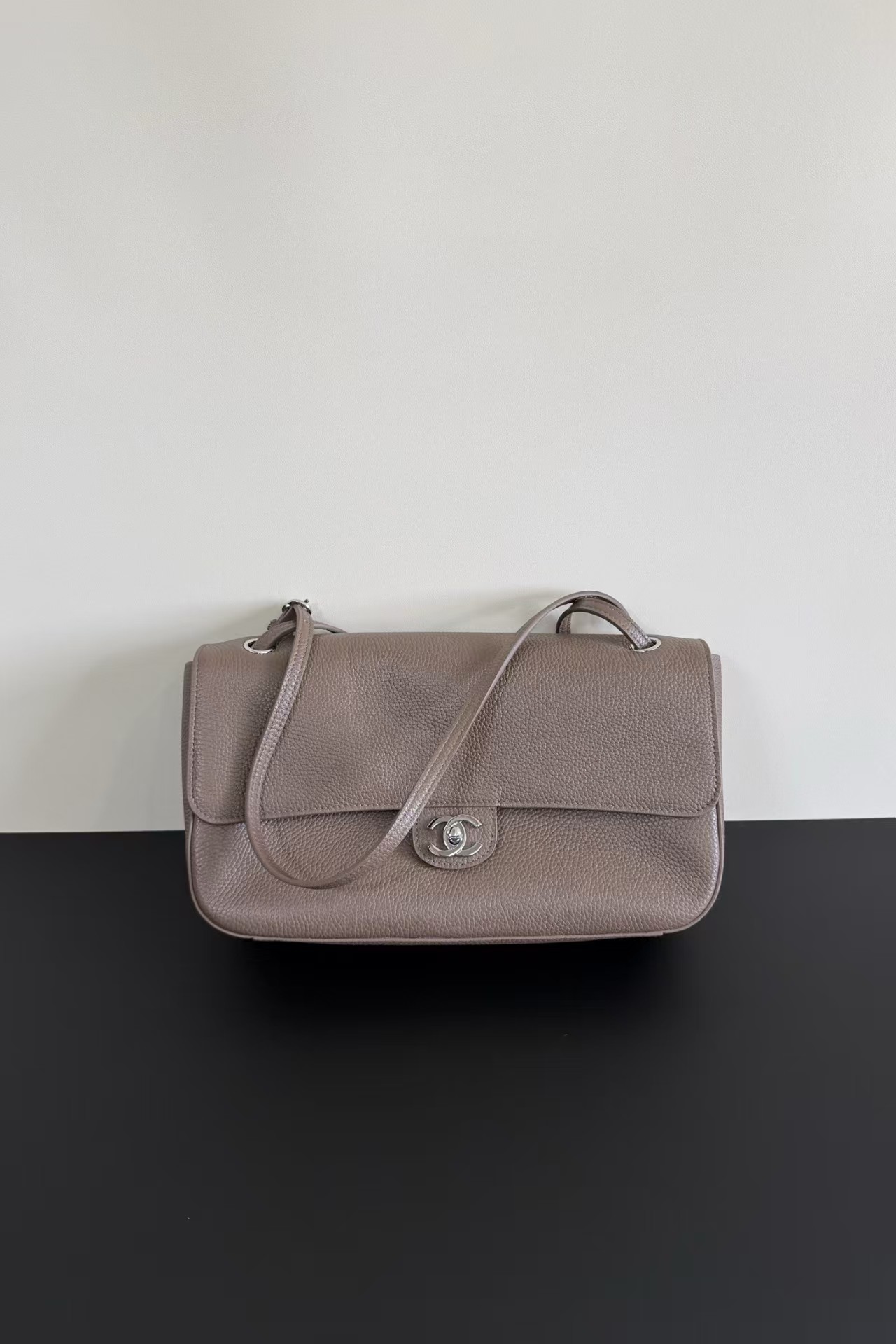 Chanel Maxi Flapbag Grained Calfskin&Silver Tone Metal Light Brown