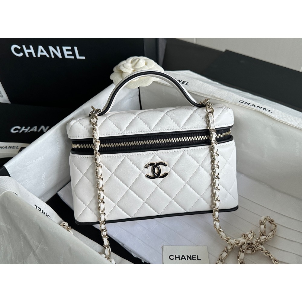 Chanel 26ss Slim Vanity Panda Color blocked LP Box Bag