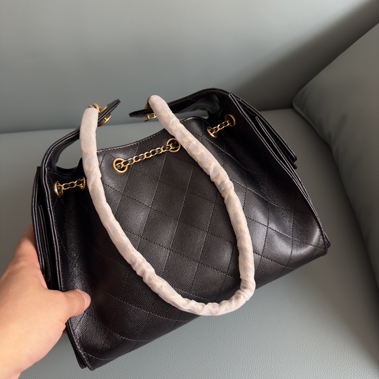 NEW Chanel 25S Small HoboBag Dark Brown Grained Calfskin