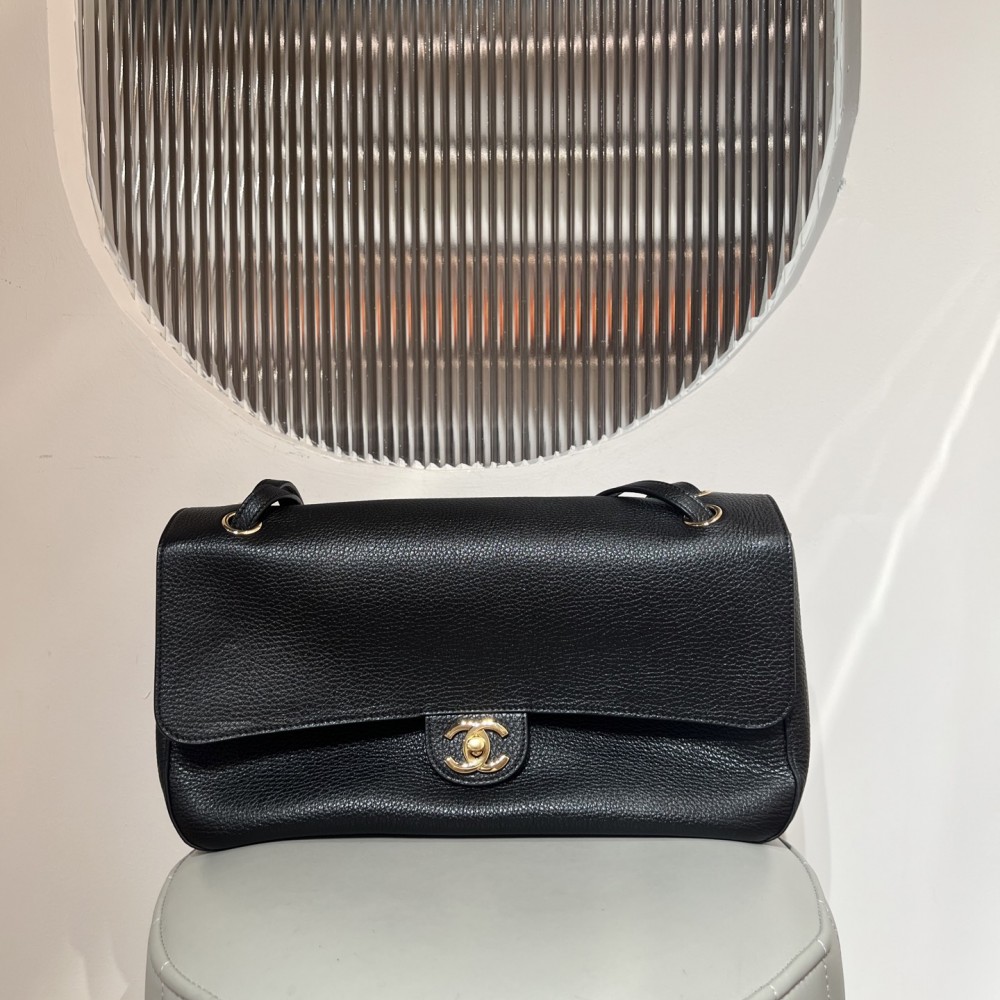 Chanel Maxi Flapbag Grained Calfskin&Gold Tone Metal Black
