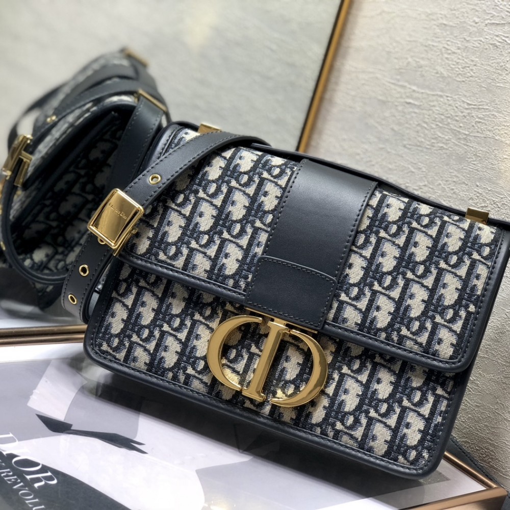 30 Montaigne Bag Blue Dior Oblique Jacquard
